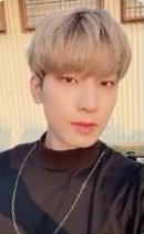 MINI8 yzy 預售 特典卡 