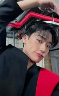 Not Okay 專輯卡 初回盤B