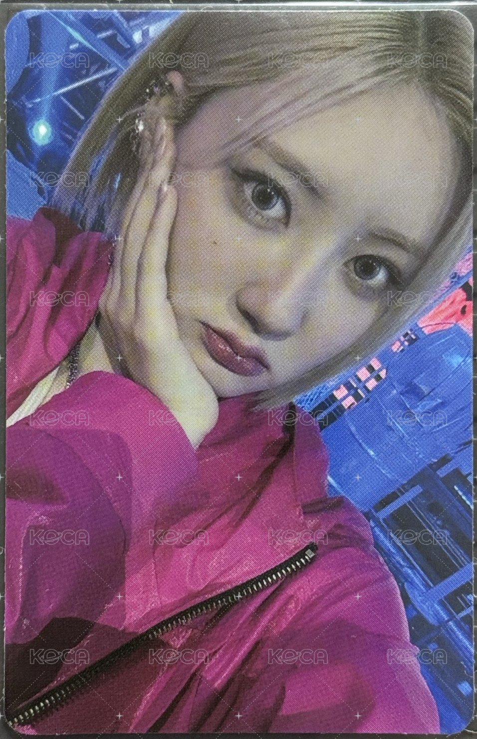 25’世巡 yg 毛絨卡套吊飾 周邊卡  正面