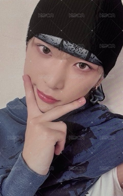 青嵐 (Aoarashi) yzy 3.0 簽售卡  正面