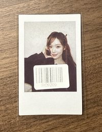 拍立得（臉頰比心）