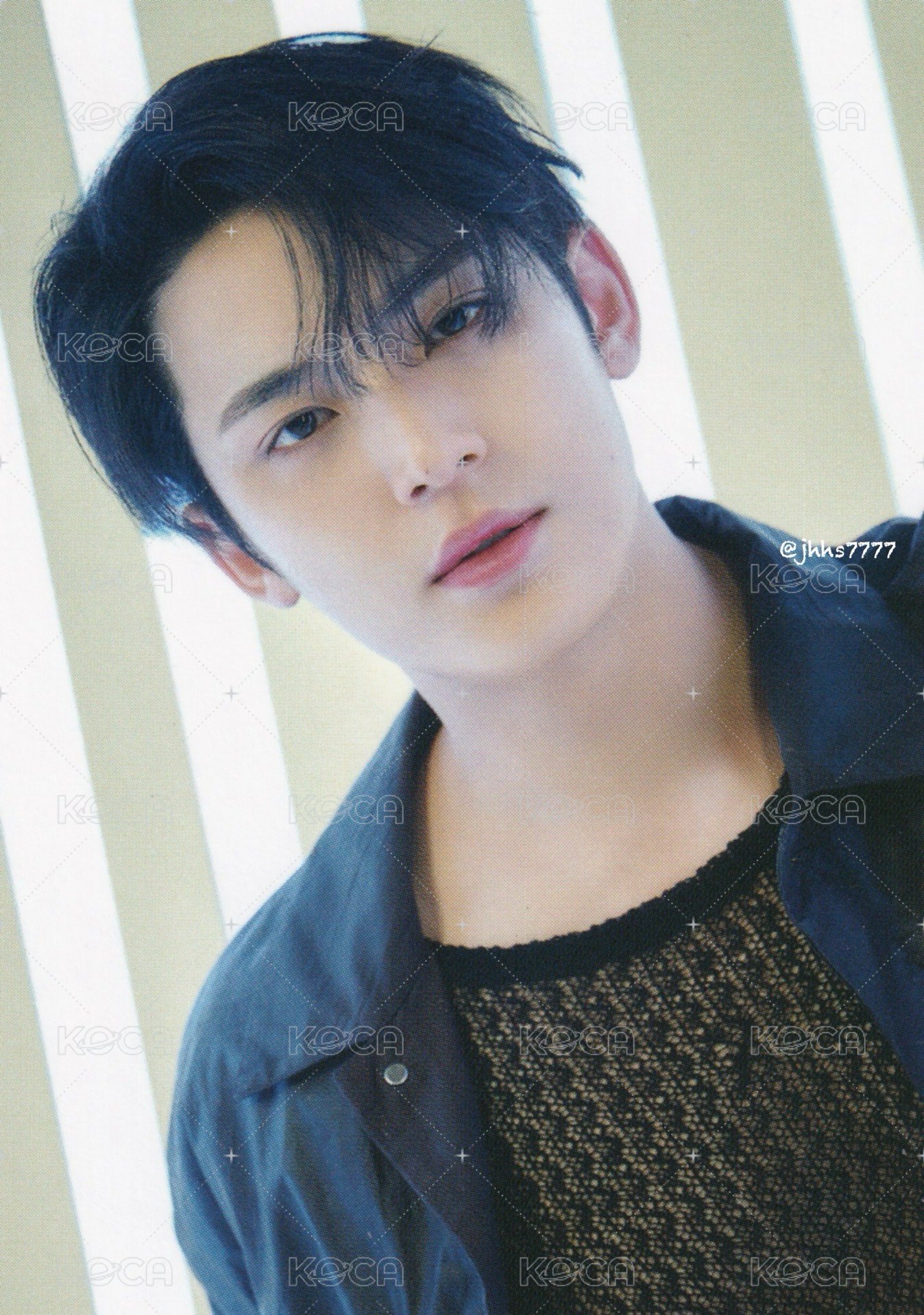 FOLLOW 隨機卡 ｜日巡卡包 正面