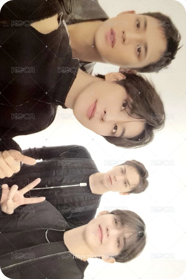 FOLLOW AGAIN 隨機卡 日巡卡包卡 正面