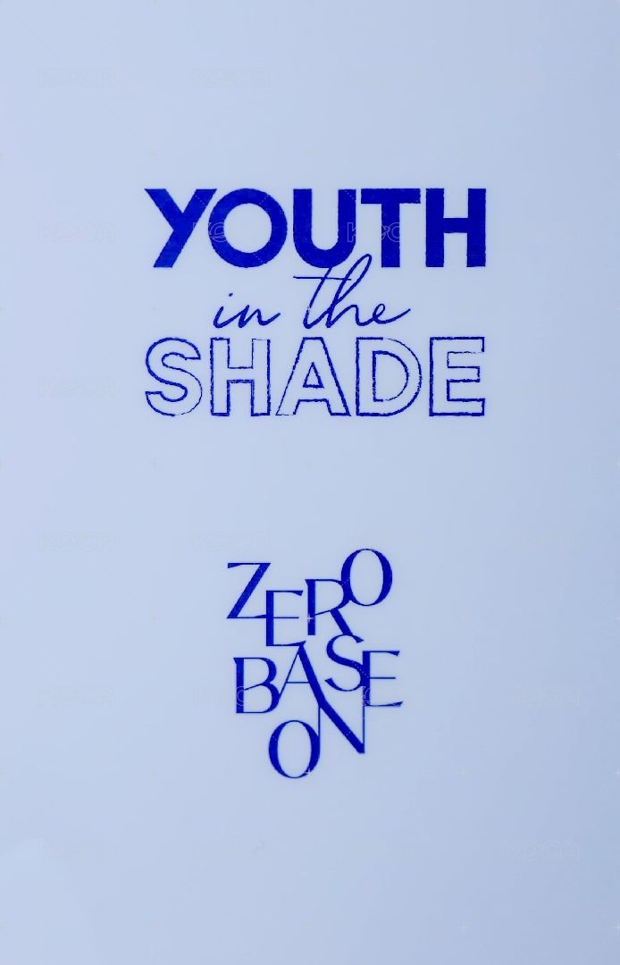 迷一 塔店 特典卡 ZB1 自拍 背面