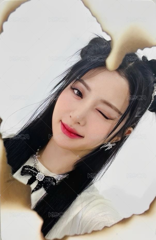 UNFORGIVEN 專輯卡 COMPACT ver. 正面