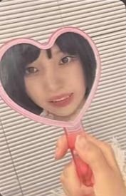 We are k4 簽售卡 愛心鏡子