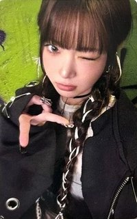 DIFFERENT 專輯卡 ver.單封