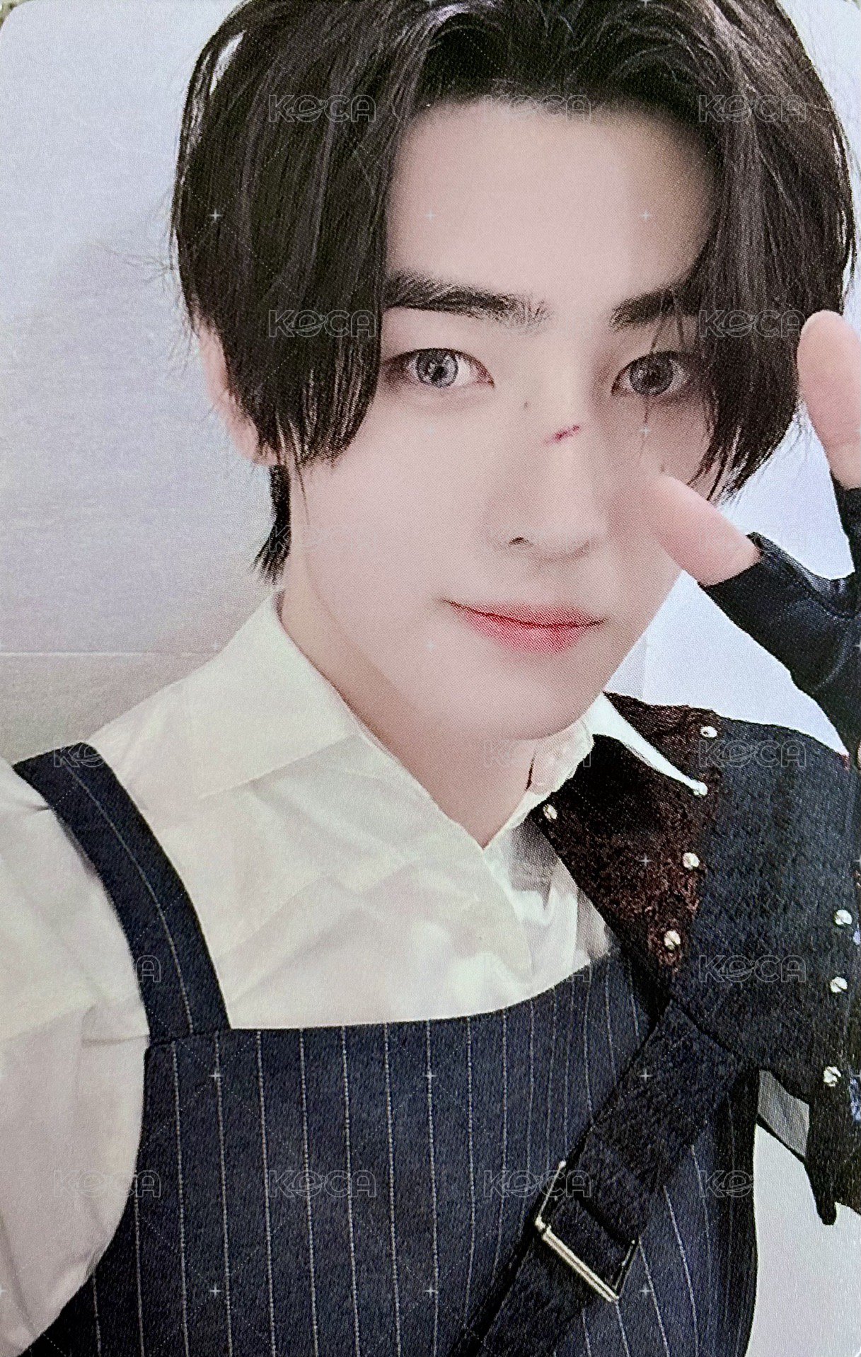 迷五 yzy 澳門 簽售卡  正面