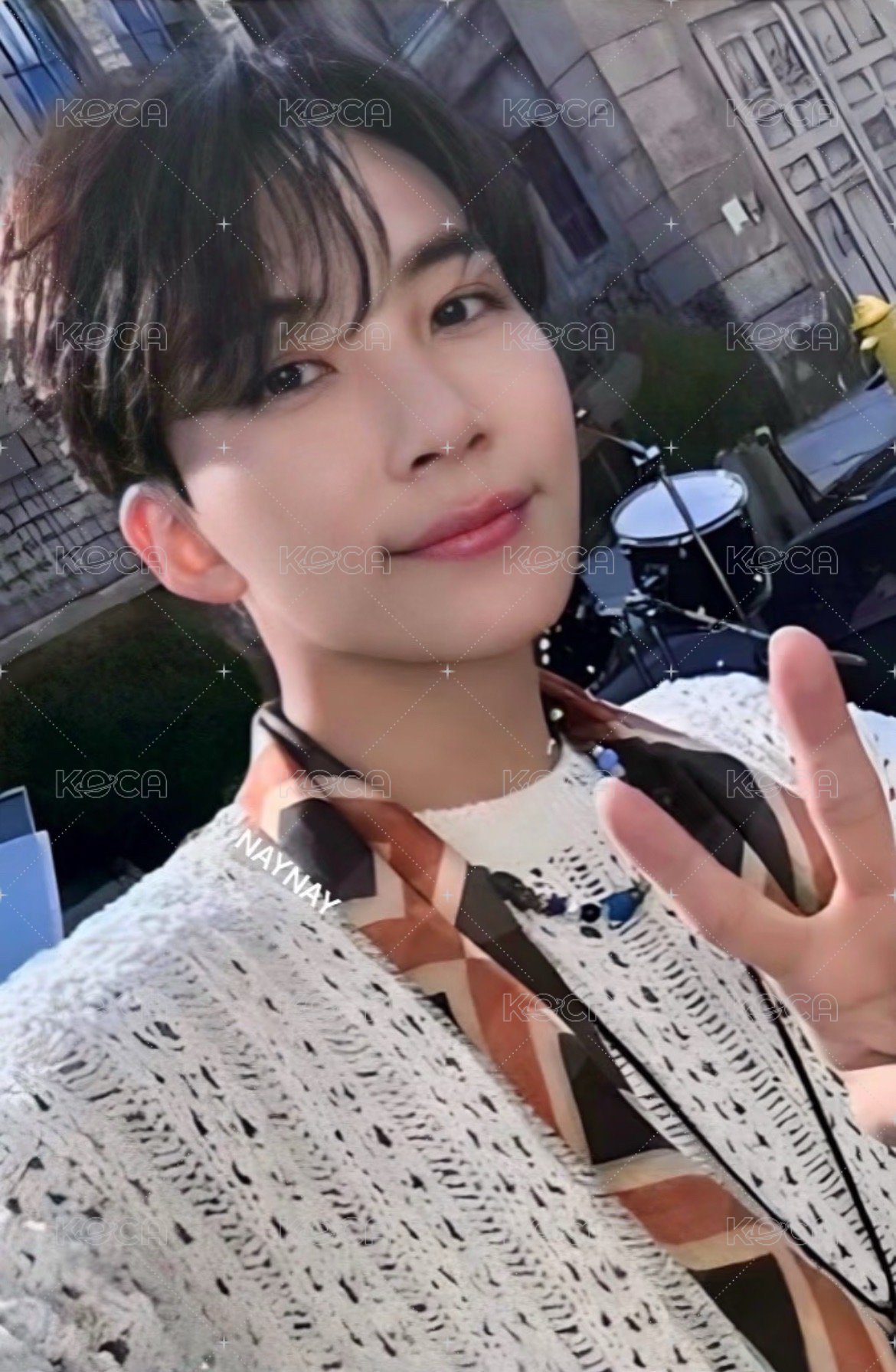 MINI11 yzy A ver. 簽售卡  正面