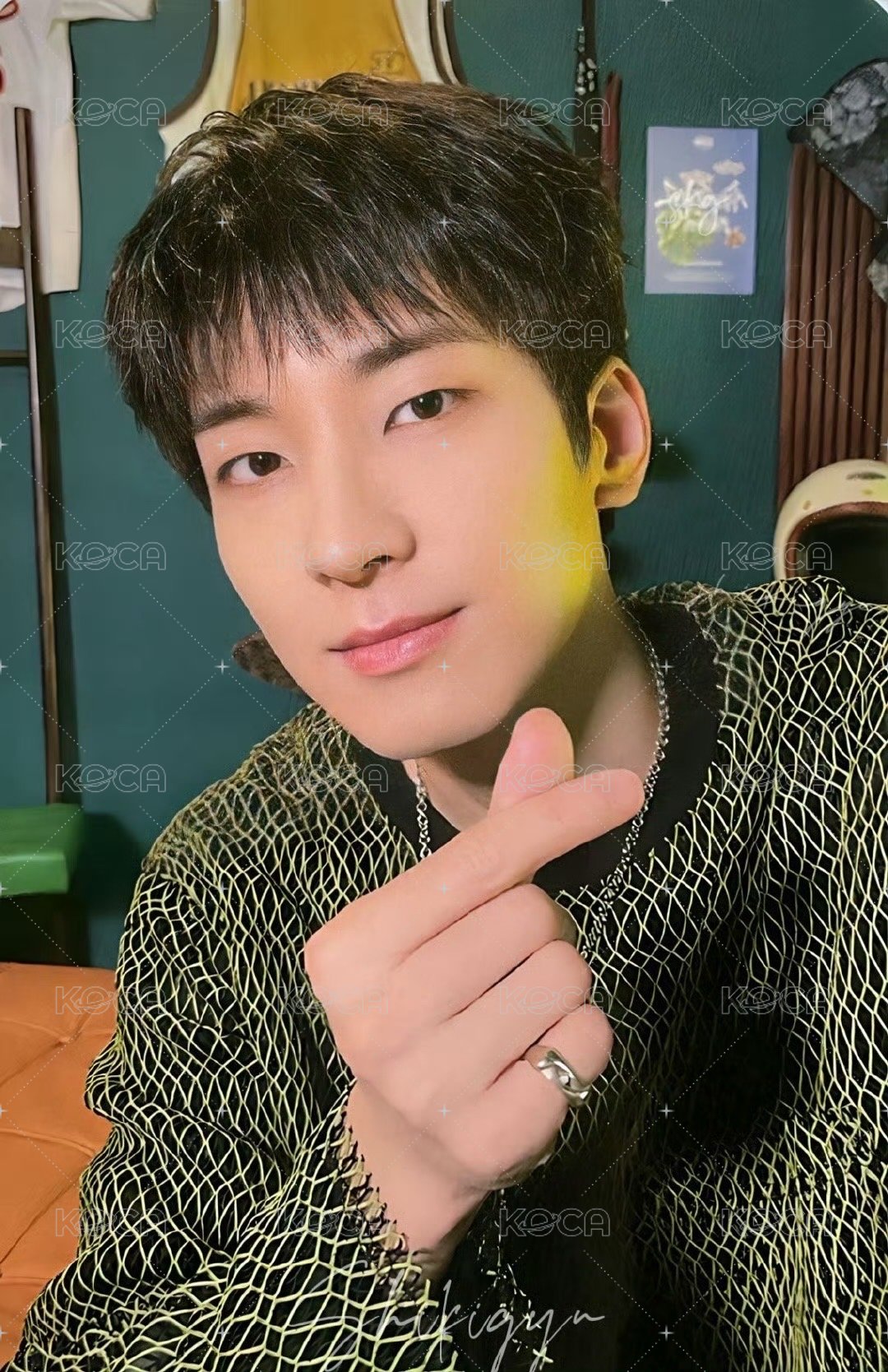 MINI11 yzy 1.0 特典卡  正面