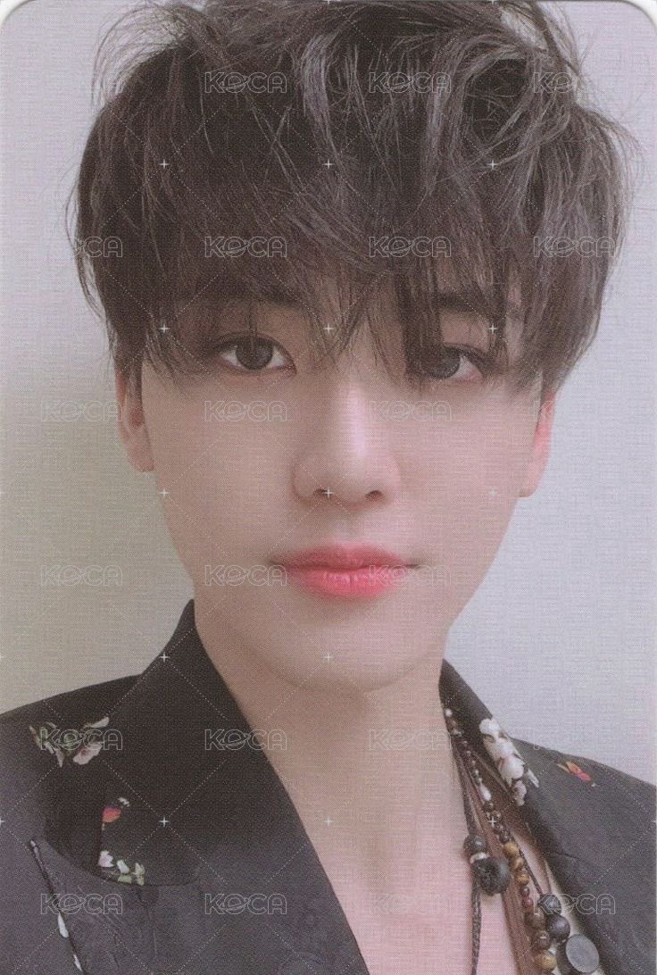 Hot Sauce 專輯卡 Chilling ver 正面