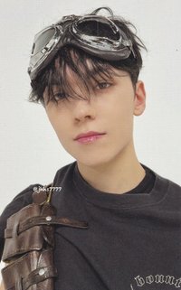 雜誌卡 TTT｜BLACK EYE