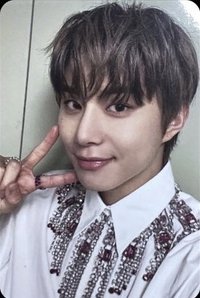 Fact Check 專輯卡 Chandelier版