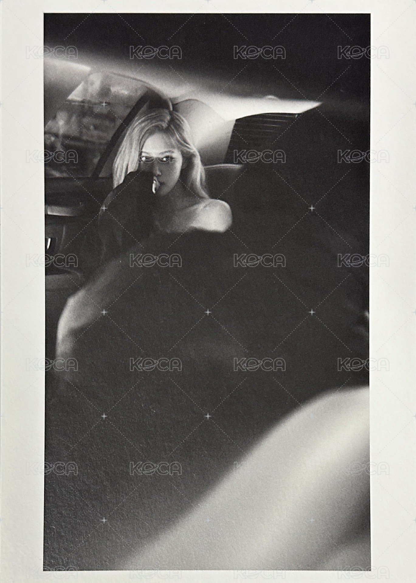 R 明信片 啃手肉 正面