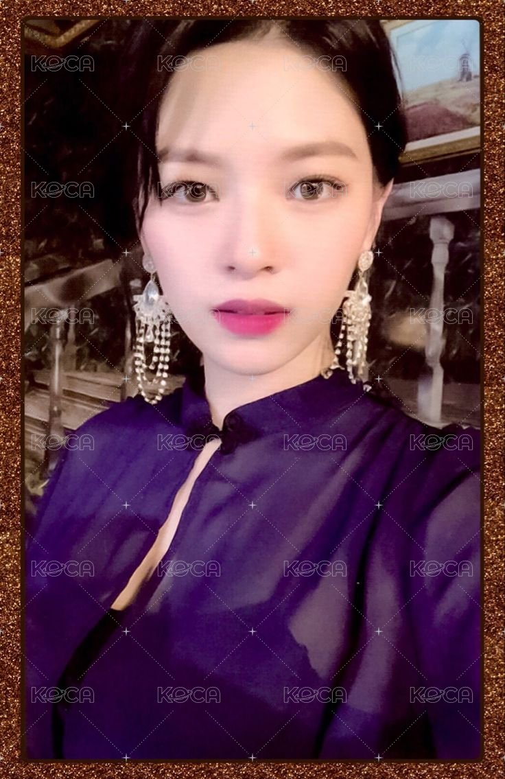 Feel Special 專輯卡  正面