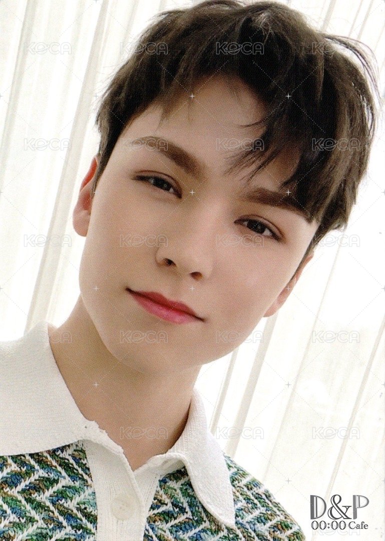 22‘HOME 周邊卡 外套卡 正面