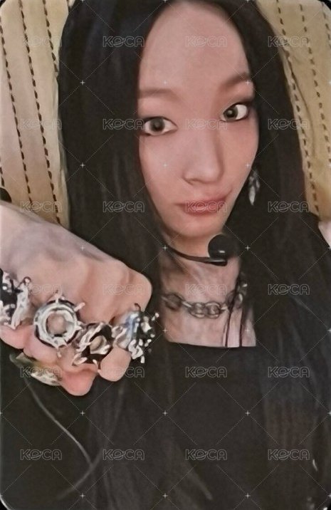 FAMOUS yeti 3.0 簽售卡  正面