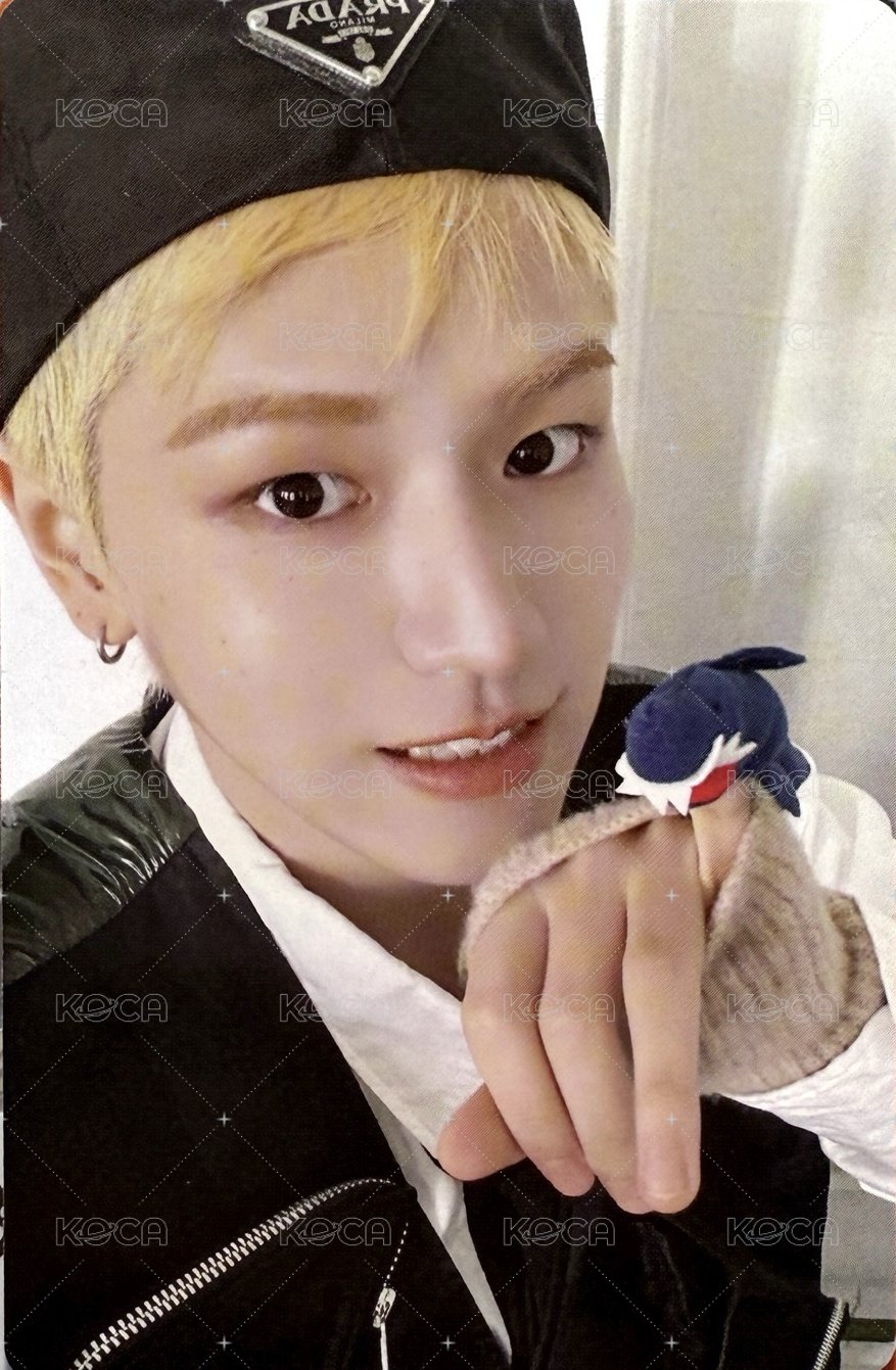 HOW? 專輯卡 Earth ver.A 2 正面