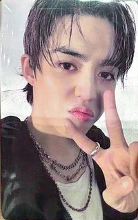 正五 yzy 滿額卡 