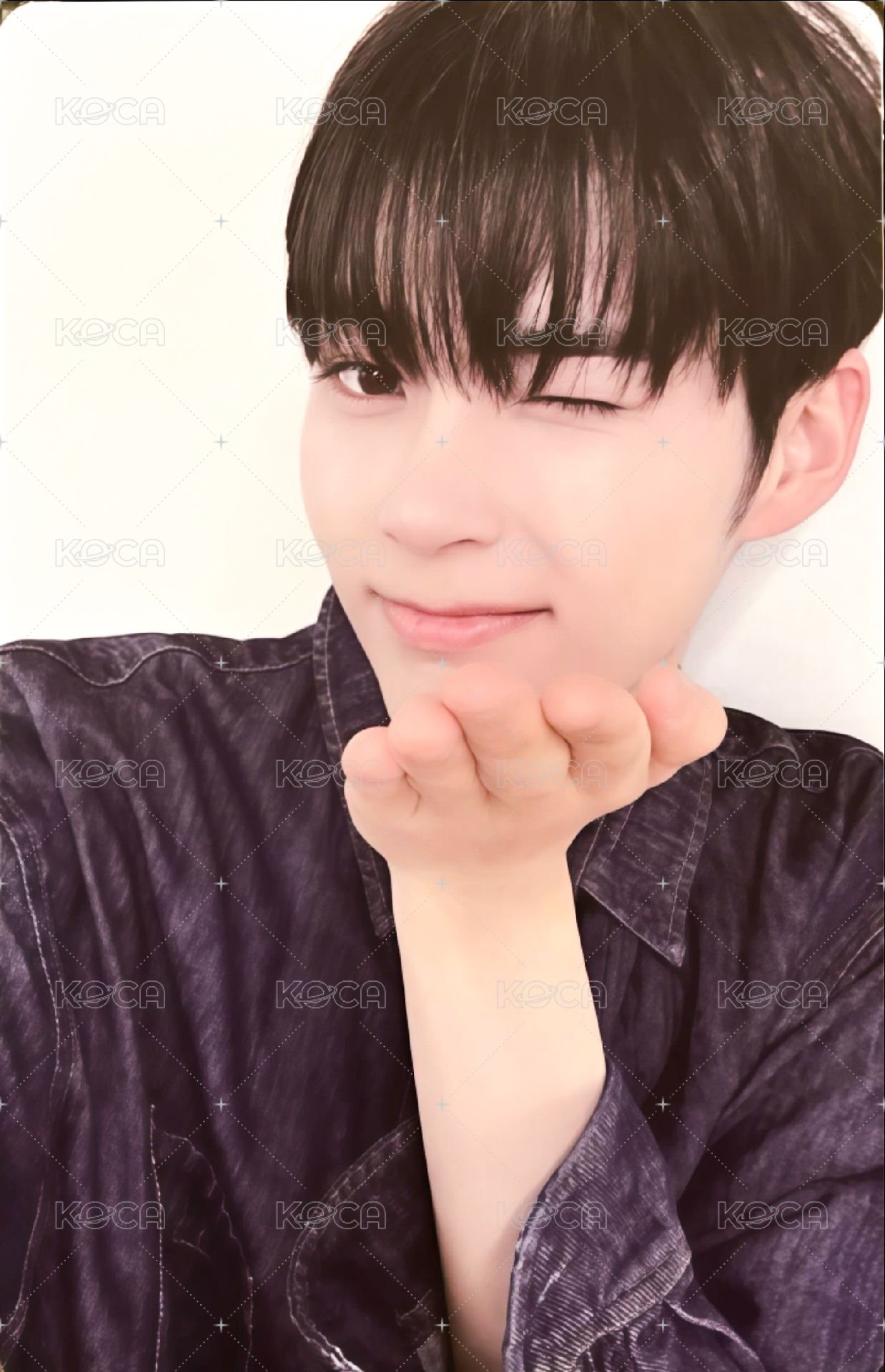 迷三 Plus Chat 特典卡 眨眼手指 ver. 正面