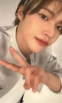 RIIZING LOUD 滿額卡 