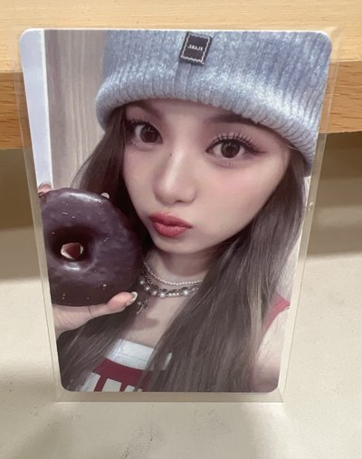 YUAN- ACT LIKE THAT km 2.0 線下 簽售卡 甜甜圈 ver.（含專）