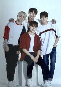 the SAEM 代言卡 Hip-Hop Team