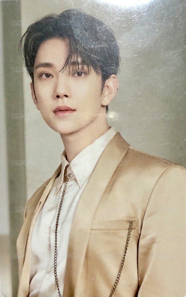 RIGHT HERE 隨機卡  正面