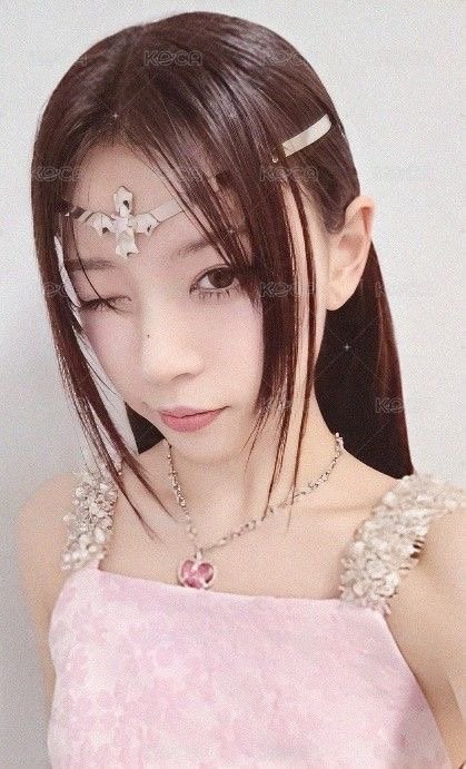 bomb wvs 特典卡 預售 A ver. 正面