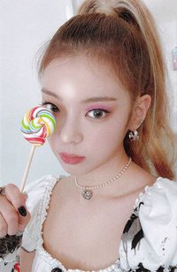 CRAZY IN LOVE 專輯卡 