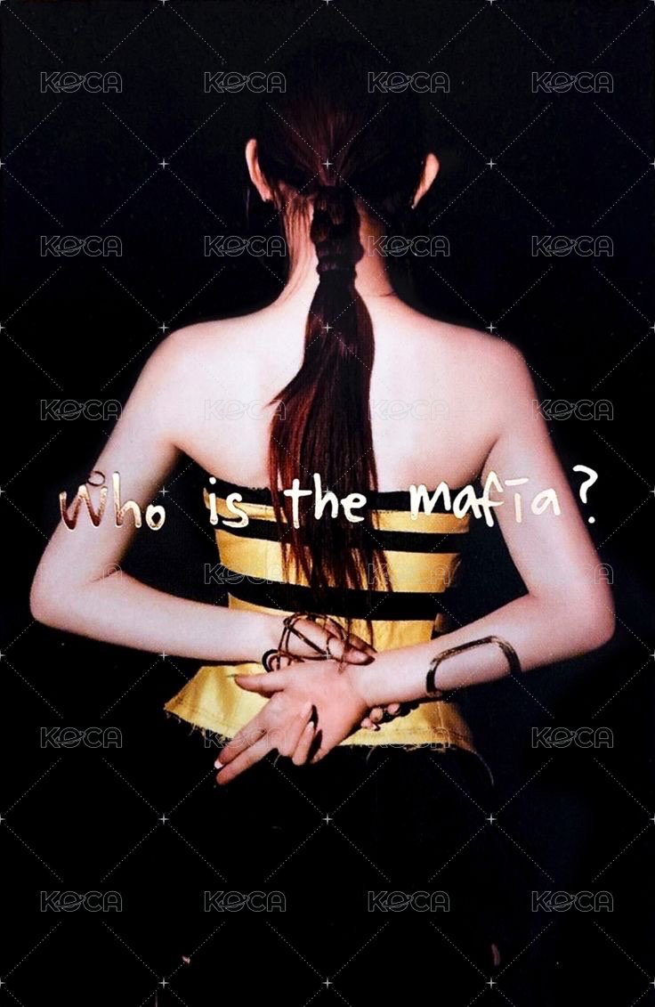 GUESS WHO 專輯卡 預購禮 背面