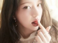 MOON CHANELLE
