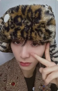 WHY.. yzy 2.0 簽售卡 4