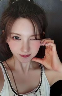 STICK OUT jyp 周邊卡 快閃鐵盒裴