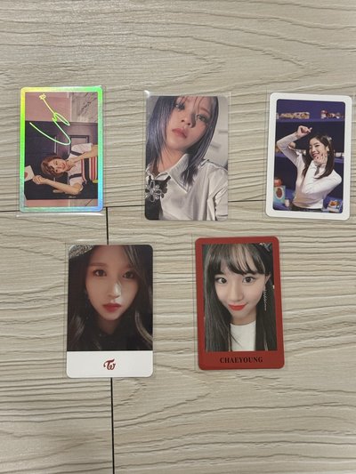 TWICE 專卡 圖二有卡背