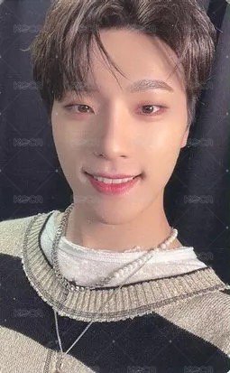 22‘克拉島 演唱會 DVD / CD 卡  正面