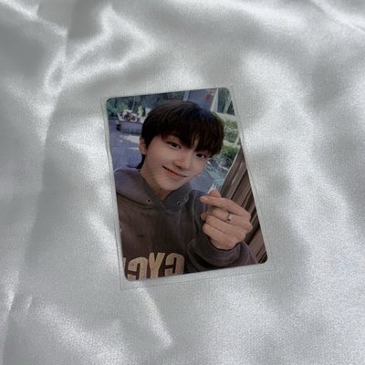 Why一直娛青島簽售中背6 下雨天有你也很美