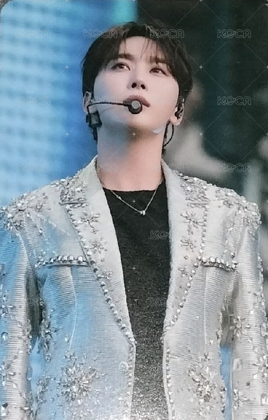 FOLLOW AGAIN 電影卡  正面