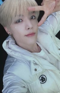 First Howling : NOW yzy 3.0 簽售卡 