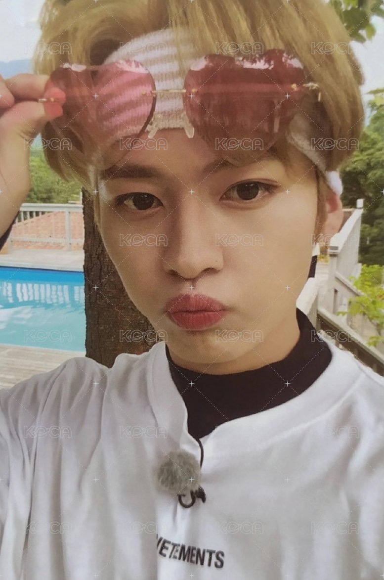 NOEASY 專輯卡 雙面 正面