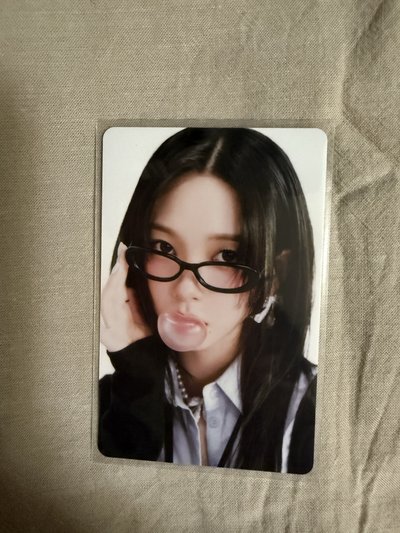  2025年年曆固配官拍柚a b