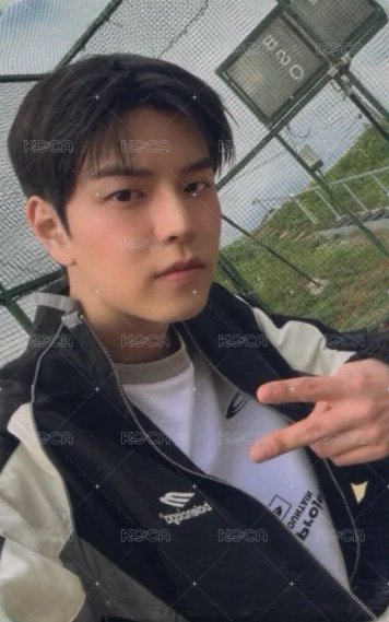 合(HOP) 快閃店 jyp B版 幸運卡  正面