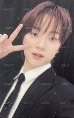 First Howling : NOW yzy 4.0 簽售卡 中文卡背 正面