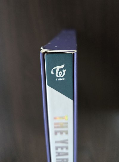 TWICE-THE YEAR OF YES MONOGRAPH (含卡)