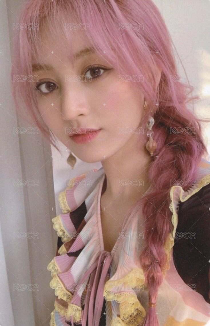 MORE & MORE 專輯卡  正面