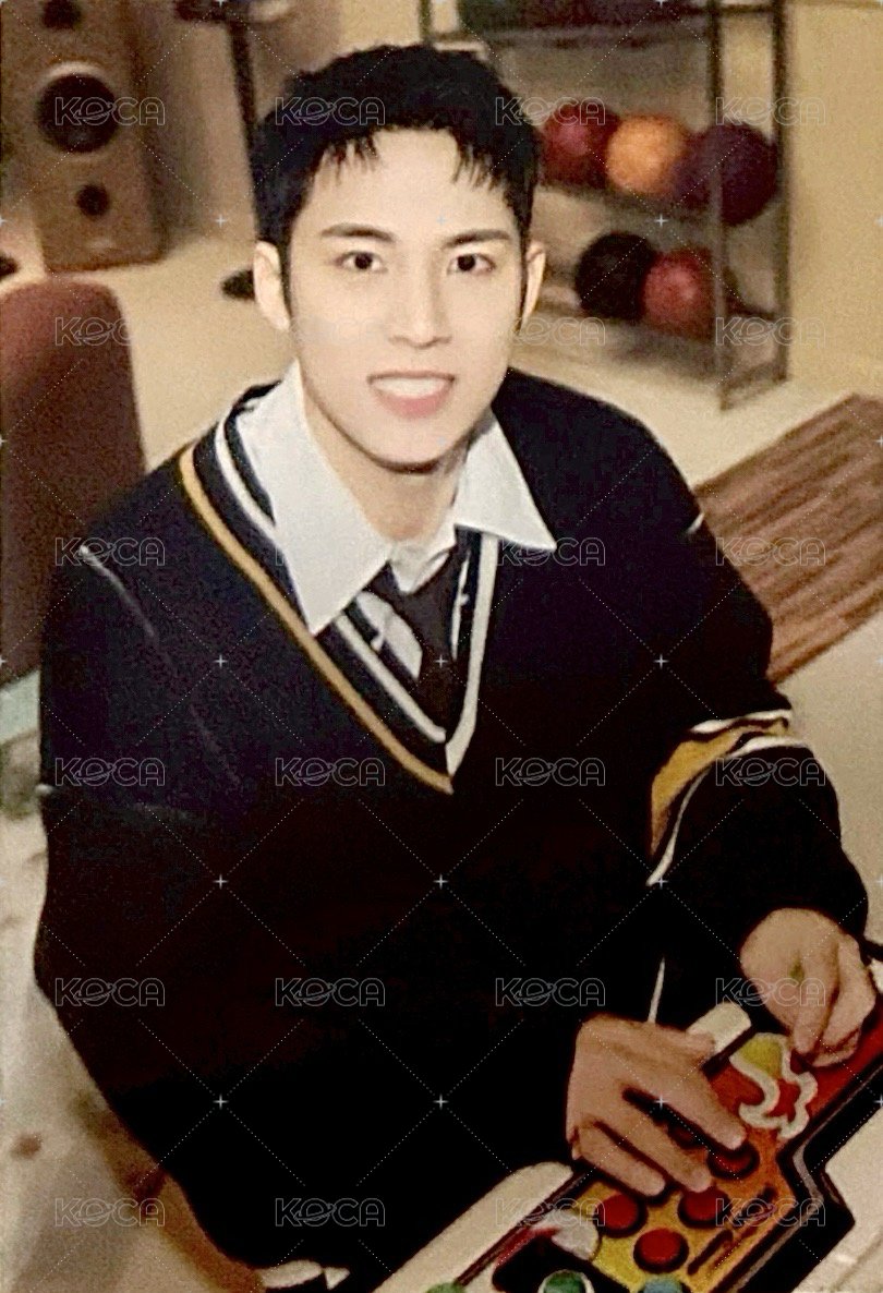 25‘FM｜HOLIDAY 隨機卡 卡包卡 正面