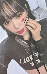 UNFORGIVEN yzy 1.0 簽售卡 