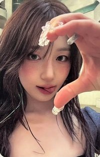 正規一 專輯卡 普版 Valentine ver.嫄