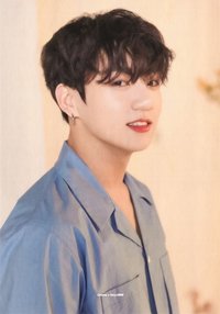 LY Tour 隨機卡 (4/8)