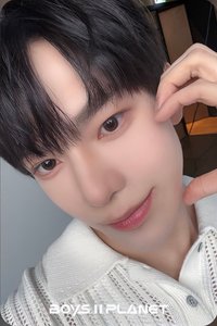 BOYS ll PLANET 아카이브展覧 AFTER;JOURNEY in 首爾 第一周 #11 周邊卡 